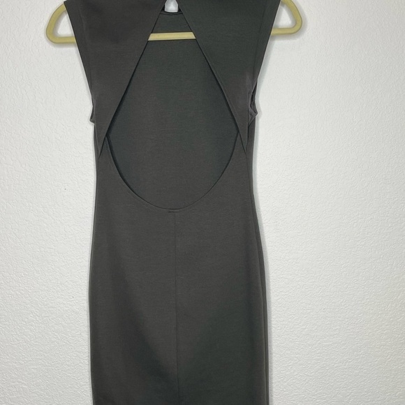 Alice & Olivia dress mini metallic gray with collar sz XS open back - Picture 2 of 14